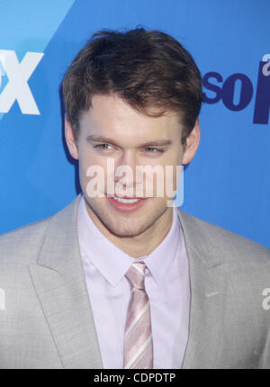 16. Mai 2011 - New York, New York, USA - CHORD OVERSTREET besucht die FOX 2011 Upfront am Wollman RInk im Central Park. (Bild Kredit: Nancy Kaszerman/ZUMAPRESS.com ©) Stockfoto