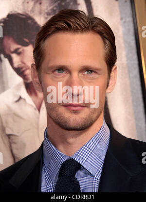 21. Juni 2011 kommt - Hollywood, Kalifornien, USA - ALEXANDER SKARSGARD für die Premiere von "True Blood" am Cinerama Theater. (Kredit-Bild: © Lisa O'Connor/ZUMAPRESS.com) Stockfoto