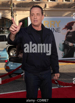 27. Juni 2011 kommt - Hollywood, Kalifornien, USA - TOM HANKS für die Premiere des Films "Larry Crowne" im chinesischen Theater. (Kredit-Bild: © Lisa O'Connor/ZUMAPRESS.com) Stockfoto