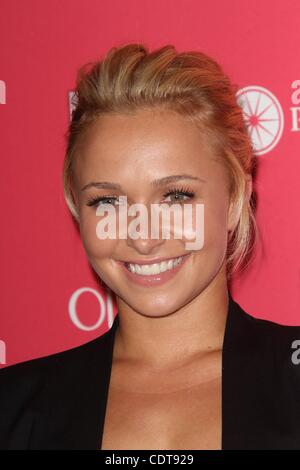 26. April 2011 statt - Los Angeles, Kalifornien, USA - Schauspielerin HAYDEN PANETTIERE bei der uns Magazin Hot Hollywood Party im Eden, Hollywood. (Kredit-Bild: © Jeff Frank/ZUMAPRESS.com) Stockfoto