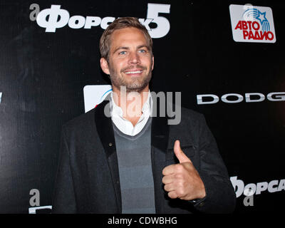 24. April 2011 - Moskau, Russland - Schauspieler PAUL WALKER besucht der Ministerpräsident der russischen Premier von schnell & Furious 5 (Fast Five) im Oktyabr Kino Theater von Moskau. (Kredit-Bild: © PhotoXpress/ZUMAPRESS.com) Stockfoto