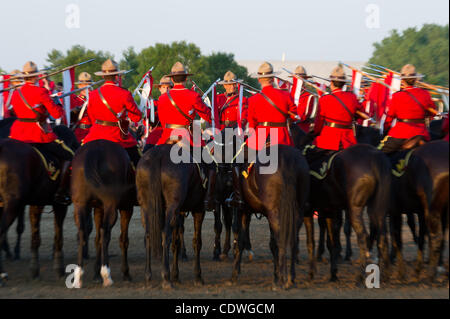 26. Juni 2011 - Ottawa, Ontario, Kanada - The Royal Canadian Mounted Police Präzision Kavallerie Bohrer als Teil der musikalischen Fahrt in Ottawa durchführen (Credit-Bild: © Marc DesRosiers/Southcreek Global/ZUMAPRESS.com) Stockfoto