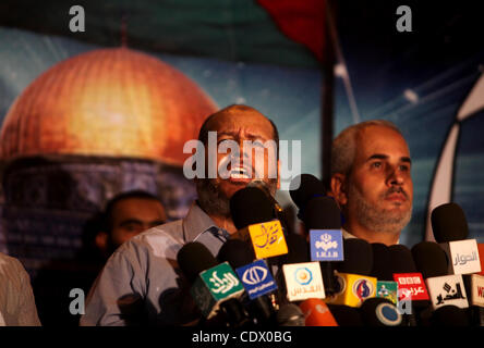 Palästinensische Hamas-Führer, Khalil al-Heah hält Rede während einer Protestaktion in Gaza-Stadt 5. Oktober 2011, um ihre Solidarität mit den palästinensischen Häftlinge in israelischen Gefängnissen. Hunderte von Palästinensern in israelischen Gefängnissen haben einen Hungerstreik zu protestieren gegen die Verschlechterung der Bedingungen in den Gefängnissen, trat die Stockfoto