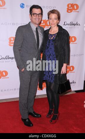 10. November 2011 - Hollywood, Kalifornien, USA - 4. jährliche GO GO Gala im The London West Hollywood in West Hollywood, CA 10.11.11 2011..TY BURRELL und Frau HOLLY BURRELL(Credit Image: © Scott Kirkland/Globe Photos/ZUMAPRESS.com) Stockfoto