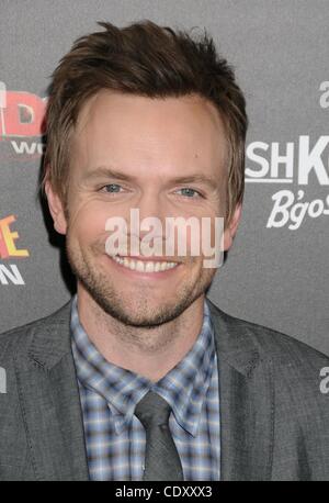 31. Juli 2011 abgehaltenen Königliche Kinos, L.A. Live, Los Angeles - Los Angeles, Kalifornien, USA - 31. Juli 2011 - Los Angeles, Kalifornien, USA - Schauspieler JOEL MCHALE bei der Premiere von "Spy Kids All The Time in The World". (Kredit-Bild: © Paul Fenton/ZUMAPRESS.com) Stockfoto