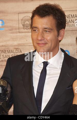 16. September 2011 - San Sebastian, besucht Baskenland, Spanien - Schauspieler Clive Owen "Eindringlinge" Premiere im Kursaal Palace während des 59. San Sebastian International Film Festival am 16. September 2011 in San Sebastian, Spanien. (Bild Kredit: Jack Abuin/ZUMAPRESS.com ©) Stockfoto