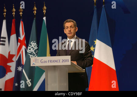 3. November 2011 spricht - Cannes, Frankreich - der französische Präsident Nicolas Sarkozy bei einer Pressekonferenz auf dem G20-Gipfel in Cannes, am 3. November 2011 in Cannes, Frankreich. (Kredit-Bild: © Friedrich Injimbert/ZUMAPRESS.com) Stockfoto