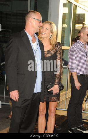 6. September 2011 - Los Angeles, Kalifornien, USA - Brooke Burns, Gavin O'Connor Teilnahme an The World Premiere Of '' Warrior'' in The Arclight Theater in Hollywood, Kalifornien am 06.09.11 statt. 2011 (Kredit-Bild: © D. Long/Globe Photos/ZUMAPRESS.com) Stockfoto