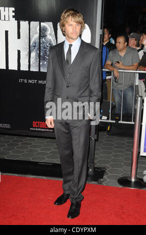 10. Oktober 2011 - Los Angeles, Kalifornien, USA - Eric Christian Olsen Teilnahme an der Weltpremiere von "The Thing" im AMC City Walk Stadion 19 in Universal City, Kalifornien am 10.10.11 statt. 2011 (Kredit-Bild: © D. Long/Globe Photos/ZUMAPRESS.com) Stockfoto