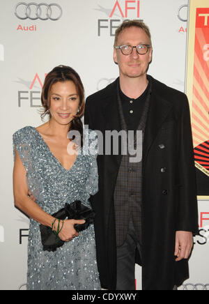 4. November 2011 statt - Los Angeles, Kalifornien, USA - Michelle Yeoh, David Thewlis besucht die AFI Fest 2011 präsentiert das '' The Lady Gala'' Screening in der Graumans Chinese Theatre in Hollywood, Kalifornien am 04.11.11. 2011 (Kredit-Bild: © D. Long/Globe Photos/ZUMAPRESS.com) Stockfoto