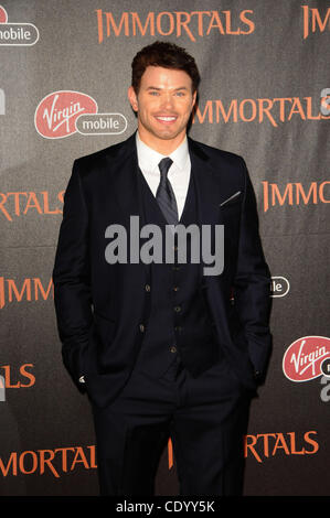 7. November 2011 - Los Angeles, Kalifornien, USA - Kellan Lutz besuchen die Weltpremiere der "unsterblichen '' im Nokia Theatre in Los Angeles, Kalifornien am 07.11.11 statt. 2011 (Kredit-Bild: © D. Long/Globe Photos/ZUMAPRESS.com) Stockfoto