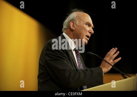 19. September 2011 - Birmingham, England, UK - Adressen Wirtschaftsminister VINCE CABLE Delegierten während der Liberal-Demokraten-Konferenz im ICC. (Kredit-Bild: © Mark Makela/ZUMAPRESS.com) Stockfoto