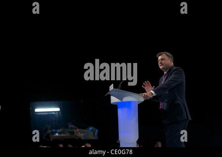 26. September 2011 - Liverpool, England, UK - Schatten der Schatzkanzler ED BALLS Adressen Delegierten während der Labour-Parteitag in der ACC-Liverpool. (Kredit-Bild: © Mark Makela/ZUMAPRESS.com) Stockfoto