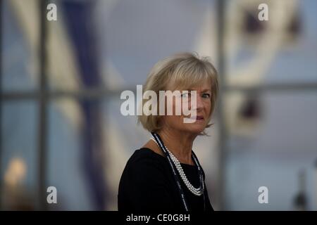 27. September 2011 - kommt, Liverpool, England, UK - Frau KINNOCK, Ehefrau des ehemaligen Labour-Chef Neil Kinnock, um den Labour-Parteitag in der ACC-Liverpool. (Kredit-Bild: © Mark Makela/ZUMAPRESS.com) Stockfoto