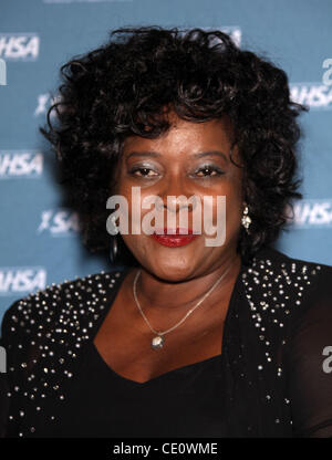 24. August 2011 - kommt für The Voice Awards 2011 am Theater Paramount Studios Hollywood, Kalifornien, USA - LORETTA DEVINE. (Kredit-Bild: © Lisa O'Connor/ZUMAPRESS.com) Stockfoto