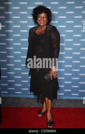 24. August 2011 - kommt für The Voice Awards 2011 am Theater Paramount Studios Hollywood, Kalifornien, USA - LORETTA DEVINE. (Kredit-Bild: © Lisa O'Connor/ZUMAPRESS.com) Stockfoto