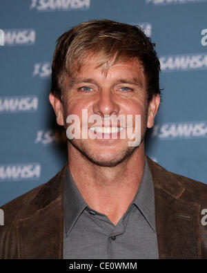 24. August 2011 kommt - Hollywood, Kalifornien, USA - KENNY JOHNSON für die Voice Awards 2011 am Theater Paramount Studios. (Kredit-Bild: © Lisa O'Connor/ZUMAPRESS.com) Stockfoto