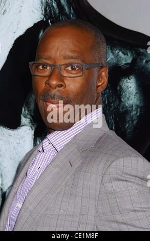 10. August 2011 - Hollywood, Kalifornien, USA - Courtney B. Vance besucht das Screening von "Final Destination 5'' am Chinese Theater in Hollywood, Ca am August 10,2011.,. 2011 (Kredit-Bild: © Phil Roach/Globe Photos/ZUMAPRESS.com) Stockfoto