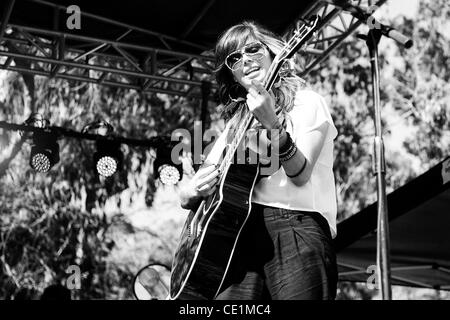 13. August 2011 - San Francisco, Kalifornien, USA - Christina Perri führt auf dem außen Lands Festival im Golden Gate Park in San Francisco, CA. (Credit-Bild: © Matt Cohen/Southcreek Global/ZUMAPRESS.com) Stockfoto