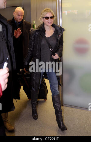 Renee Zellweger Ankunft am Flughafen Tegel. Berlin, Deutschland - 04.02.2011 Stockfoto