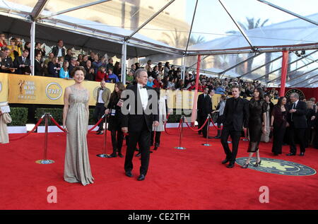 Annette Bening, Warren Beatty, Michael Pitt, Jamie Bochert 17. Annual Screen Actors Guild Awards (SAG Awards 2011) statt im Shrine Auditorium & Expo Center - Ankünfte Los Angeles, Kalifornien - 30.01.11 Stockfoto