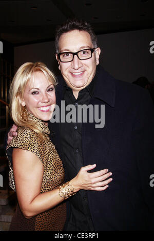 Heather Harlan Randall und Moises Kaufman Öffnung Nacht der Lincoln Center Theater Broadway Produktion von "A Free Mann of Color" Vivian Beaumont Theater - innen Ankünfte.  New York City, USA - 18.11.10 Stockfoto