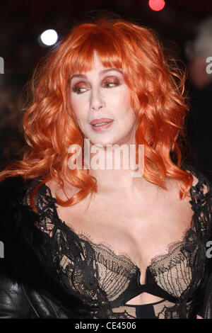 Cher "Burlesque" UK Filmpremiere bei Empire Leicester Square - Ankünfte statt. London, England - 13.12.10 Stockfoto