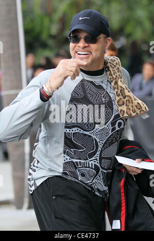 Sinbad Promis kommen für die LA Lakers vs. Miami Heat-Basketball-Spiel im Staples Center. Los Angeles, Kalifornien - 25.12.10 Stockfoto