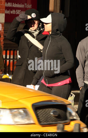 Alicia Keys ist ein Spaziergang durch Soho nach einem Training im Fitnessstudio. New York City, USA - 03.01.11 Stockfoto