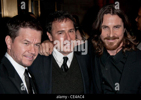 David O. Russell, Mark Wahlberg und Christian Bale der 63. National Board der Überprüfung der Motion Pictures Gala, statt bei Cipriani 42nd Street - Ankunft New York City, USA - 11.01.11 Stockfoto