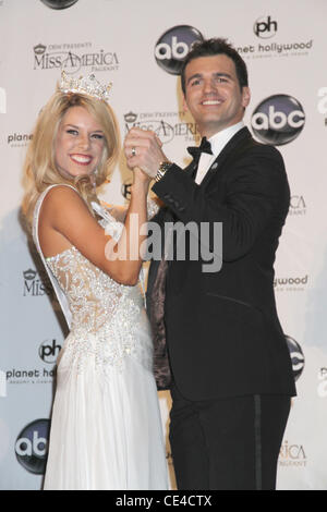 Teresa Scanlan, Tony Dovolani Miss America 2011 Pressekonferenz im Planet Hollywood Resort &amp; Casino Las Vegas, Nevada - 15.01.11 Stockfoto