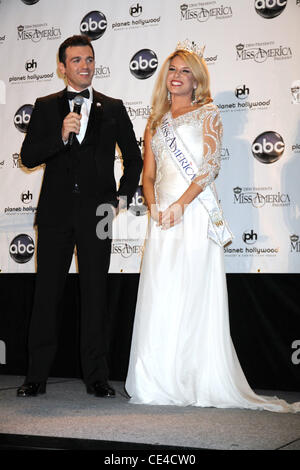 Tony Dovolani, Teresa Scanlan Miss America 2011 Pressekonferenz im Planet Hollywood Resort &amp; Casino Las Vegas, Nevada - 15.01.11 Stockfoto