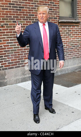 Donald Trump vor dem Ed Sullivan Theater für "Late Show with David Letterman" New York City, USA - 01.09.10 Stockfoto