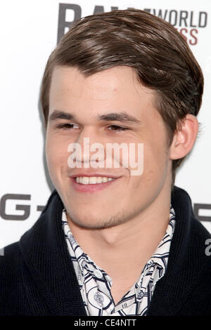 Magnus Carlsen, der auf Platz Nummer eins Schachspieler der Welt G-Star Raw World Chess Challenge anlässlich des Cooper Square Hotel New York City, USA - 10.09.10 Stockfoto