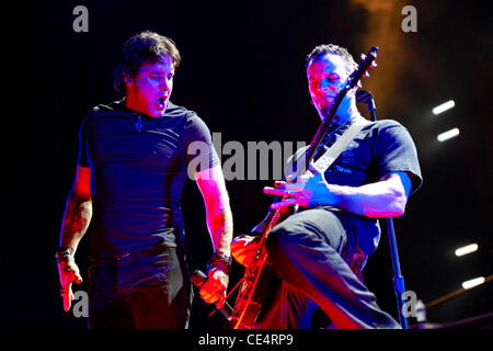 Creed, die live im Konzert in der ersten Midwest Bank Amphitheater Tinley Park, Illinois - 15.8.10 Stockfoto