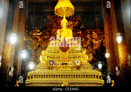 Buddha im Tempel Wat Phra Kaeo, Bangkok, Thailand. Stockfoto