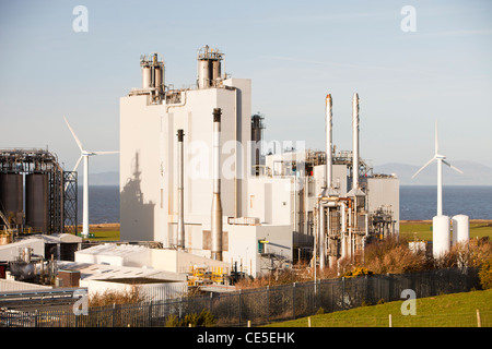 Das Kodak-Werk in Workington Cumbria, mit einer Windkraftanlage, die helfen, um die Pflanze zu versorgen. Stockfoto