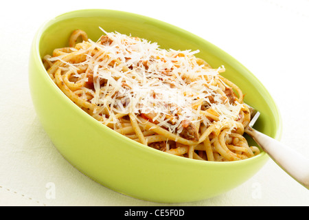 marinara Soße Nudeln mit Fleisch-Ragout und anderen frischen und leckeren Zutaten Stockfoto