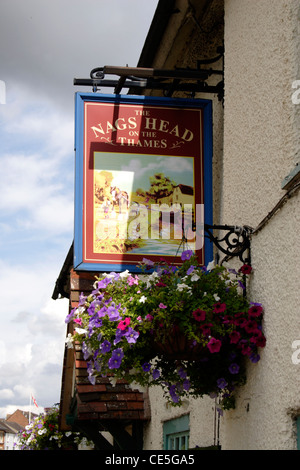 Nags Head Pub Schild Abingdon Stockfoto