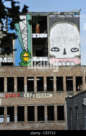 Westmoreland Haus, ein verfallenes auf Stokes Croft, Bristol warten auf Sanierung Stockfoto