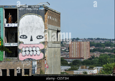 Westmoreland Haus, ein verfallenes auf Stokes Croft, Bristol warten auf Sanierung Stockfoto