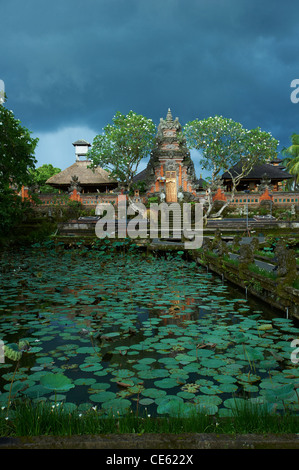 Pura Taman Kemuda Saraswati, Ubud Bali Stockfoto