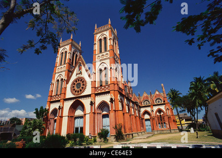 Basilika des Heiligen Herzens Jesu; Heiliger Herz-Basilika; Heiliger Herz-Kirche; Pondicherry; Puducherry; Union Territory; UT; Indien; Asien Stockfoto