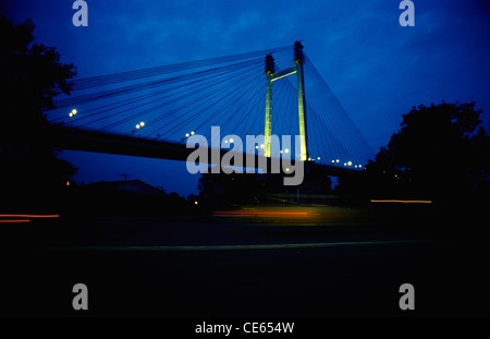 Night View Vidyasagar Setu neue Howrah Brücke über Hooghly River; Calcutta; Westbengalen; Indien Stockfoto