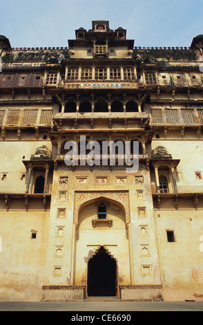 Eingang des Palastes von Raja Bir Singh Deo; Datia; Madhya Pradesh; Indien Stockfoto
