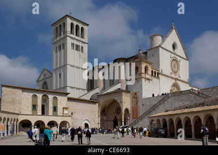 Blick auf teilt der Basilika San Francesco in Assisi, Italien Stockfoto