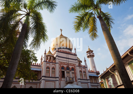 Die Sultansmoschee im muslimischen Viertel von Kampong Glam, Singapur Stockfoto