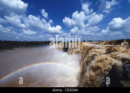 Regenbogen am Chitrakut Wasserfälle auf Indravati Fluß; Madhya Pradesh; Indien Stockfoto