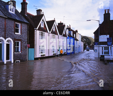 Überflutete Straße, Lewes, Sussex Stockfoto