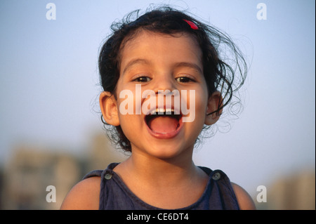 junge kleine Mädchen schrie Herr #202 Stockfoto